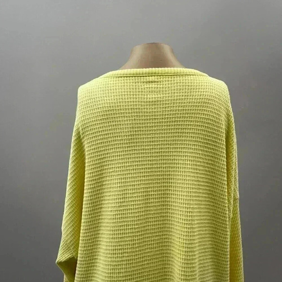 3/$20 Lot Oversized Yellow Waffle Knit Pullover Sweater XL - Picture 6 of 9